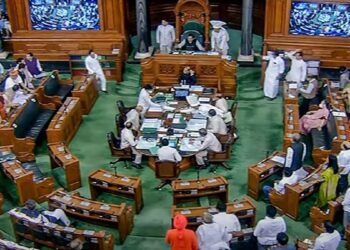 Parliament Bills LIVE Update: संसद की कार्यवाही 2 दिसंबर तक स्थगित, विपक्ष ने अडानी और संभल पर सरकार को घेरा, जानिए और क्या कुछ हुआ ?
