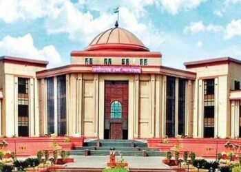 B.Ed डिग्रीधारियों को मिलेगी नौकरी ? छत्तीसगढ़ हाईकोर्ट बोला- डीएलएड अभ्यर्थियों को नियुक्ति देने पर विचार करें, अवमानना याचिका पर हुई सुनवाई