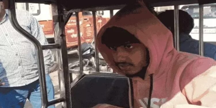 BJP विधायक के घर घुसा खून से सना युवक: धारदार हथियार लेकर बदमाशों ने दौड़ा-दौड़ाकर मारा, पढ़िए खौफनाक वारदात