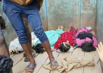 4 dead in Chhattisgarh accident: बेकाबू होकर पलटा ट्रक 4 की मौत, मृतकों में 3 महिलाएं, 25 घायल