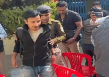 सैफ के संदिग्ध हमलावर को पूछताछ के बाद छोड़ा: आकाश ने कहा-मैं गुनहगार नहीं, रिश्तेदार के घर जा रहा था, जानिए क्या बोली पुलिस ?