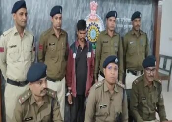 CG में युवती को रेप कर मार डाला: किसी और से करती थी बात, इसलिए घोंटा गला; लड़की दोनों से रखना चाहती थी संबंध