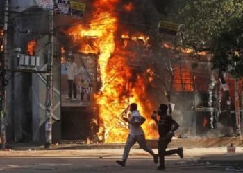 बांग्लादेश में हिंसा से 2024 में 1400 की मौत: ज्यादातर मौतें फोर्स की गोली से; प्रदर्शनकारी छात्रों ने नई पार्टी बनाई