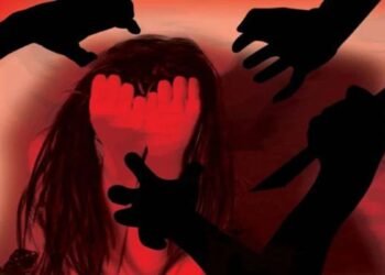 छत्तीसगढ़ में नाबालिग से गैंगरेप: बॉयफ्रेंड ने दोस्तों संग मिलकर किया बलात्कार, लड़की ने सुसाइड नोट लिखकर की आत्महत्या