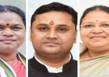 CG Congress में 2 कार्यकारी अध्यक्ष का फॉर्मूला: जातीय-क्षेत्रीय समीकरण साधने की सियासी रणनीति; जानिए नए चीफ के साथ किन नामों पर मंथन ?